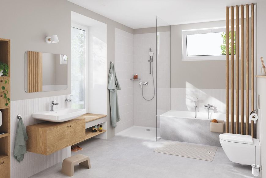 Одноважільний змішувач для ванни Grohe Cubeo (1018140000) 1018140000 фото